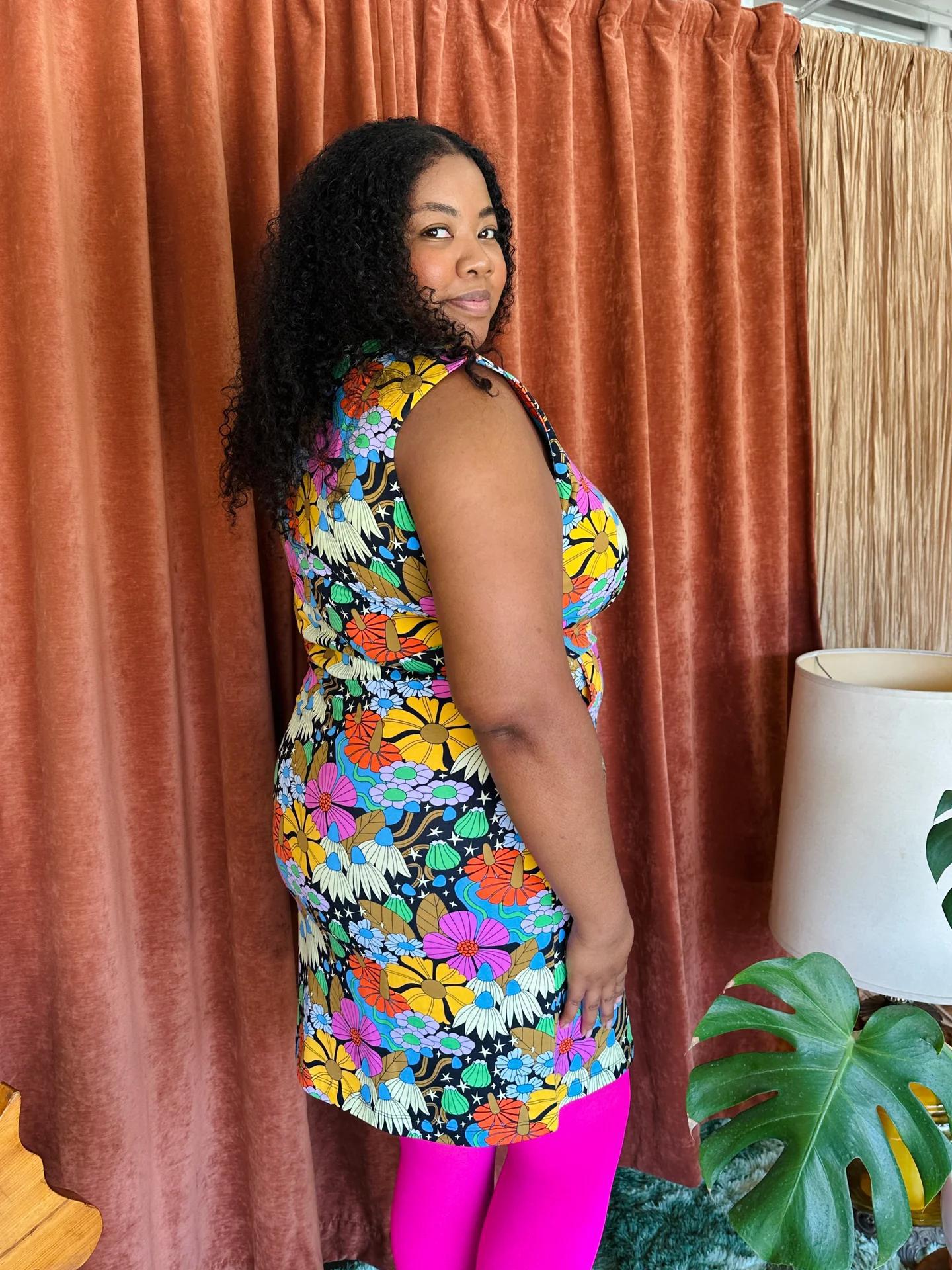 Penelope Cosmic Flower - Image 4